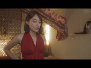 被虐恳愿按摩包厢～喜欢被虐表现出陶醉享受其中的抖M变态治疗师～ HUNBL-124