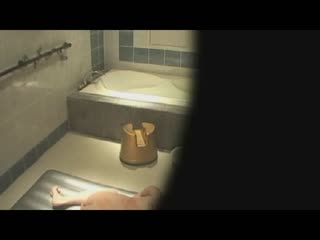 偷拍爱好者禁断投稿特别公开 爱情宾馆隠偷拍映像 人妻浴室映像 密室的卑猥行为从头到尾偷拍 OKAX-947