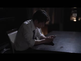同学会NTR 与大学时代垃圾前男友结婚前被寝取 嘴巴说着不要身体却没有拒绝的婚约者。 九野雏乃 MIDV-408