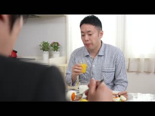 高学歷美丽的高规格大嫂，对身为重考生处男的我教导中出的超幸运开苞性爱 水端麻美 VENX-275