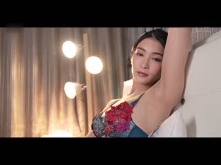 被最美丽的女人和高级内衣吸引着…与方便爱人随着本能络合浓厚性爱3本番 本庄铃 STARS-759