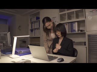 乳头骚扰巨乳蕾丝边是我的上司。 在部长严厉深爱的乳头指导持续絶顶的巨乳新进社员 初爱宁宁 吉根柚莉爱 BBAN-342