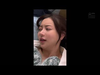 以前的女朋友性爱相性极佳，她现在过着富裕的生活，因此我用情色自拍威胁她，让她成为我的通勤妻子，强迫她怀上我的孩子，直到最后一次中出。白峰美羽 ADN-694