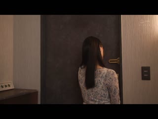 佳奈NTR 地下男子快乐堕落的爆乳惠体妻高潮调教配信！！真人版 庵姬花 URE-114