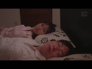 老公不在家的苗条巨乳人妻今天也对邻居单身中年汉子白天汗湿舔舐侵犯… 并木爱菜 EYAN-193