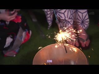 突喷精学园颜射学生妹 暑假编 SDDE-677