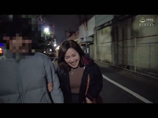 那边的大哥、要不要试看看超淫荡熟女？ 与交友软体遇见的性豪男子意外中出性爱 川畑千代子 EUUD-39