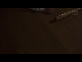 在老公面前被幹 剥去獠牙的野兽 美谷朱里 ADN-207