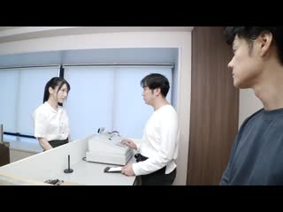 结婚这件事我一点也不知道。在打工处遇到的她竟然是人妻。 宫西光 BF-728