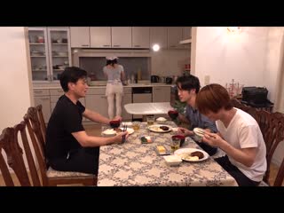 家政妇里枝子是我们家族的母亲兼中出宠物 平冈里枝子 ROE-036