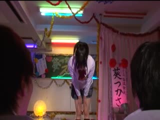 强暴学园 强暴学园 校庆脱衣舞秀 葵司 DV-1551