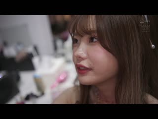 被两名青梅竹马逼当女人玩蕾丝边的我 松本一香 百瀬飞鸟 HMN-306