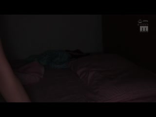 再婚后，隐居的继女时隔5年终于从房间出来，竟然长成了I罩杯… 穿着童装在家裡到处走动，用溢出的乳房和淫穴无意识地诱惑我… 雨宫响 MIAB-510