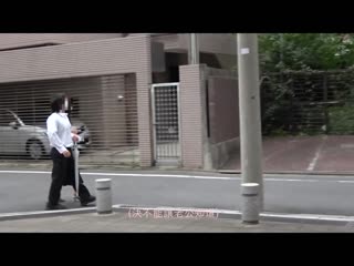 老公在身边被陌生男人们持续搞上 橘京花 DLDSS-124