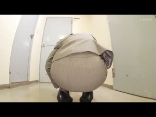 【喉交性骚扰】苦手的上司用硬梆梆的巨根肉棒，反覆扩张深喉射精，让大屁股部下OL雪奈真冬高潮连连。 SMOK-014