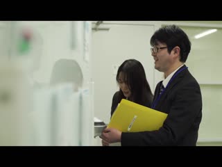 被性骚扰课长持续社内调教堕落的变态土味OL 三宫椿 ADN-388