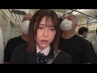 失禁高潮痴汉列车 放学回家的电车中，被媚药逐渐改造，失禁潮吹成癖的女高中生被持续高潮。 皆濑明里 REAL-893