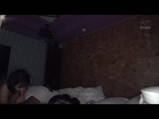 想被漂亮大姊姉在宾馆密室一整天搞痴女榨精。 「欢迎来到可憐沼泽…。」 枫可憐 IPZZ-172