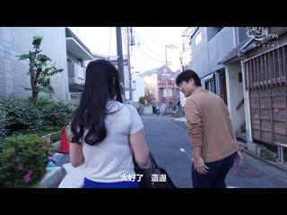 打工处工作的美丽人妻带回家中出做爱 莲水铃 VEC-618