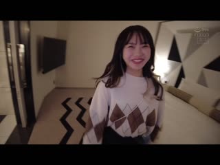 被说着目前喜欢我'2/3、再喜欢1/3的话就会想当男友的打工处后辈女子引诱约会… 享受爱爱男友未满约会后到宾馆接吻中出。 松本一香 HMN-179