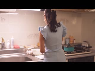 土味巨乳女大生与处男男友性欲高昂成为絶伦巨乳大姊的性长记录。本郷爱 FSDSS-534