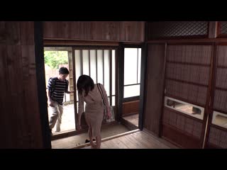 破处温泉按摩 爸爸再婚后，H罩杯巨乳的妈妈来了。家族旅行中，我被淫乱的妈妈盯上了…逢见梨花 FJIN-074