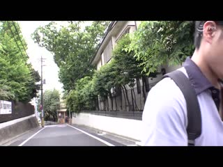 乡下夏天无事可做、与返乡探亲小叔每天流汗交尾的未亡人 小林真梨香 TOEN-50