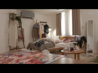 社畜OL消除连日压力的方法、是在公司隐瞒中出到快要死的事。 青空光 STARS-743