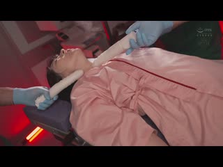 媚药沉沦女大学生 昏睡强暴 恶劣医生玩弄未成熟的身体，让痉挛的阴道被多次中出，直到崩溃的诊疗纪录 皆月光 ROYD-208
