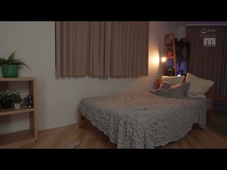 我的性癖被美腿女上司的无内裤直穿袜诱惑，从上而下被痴女操弄射精20次完全沉迷其中 木下日葵 MIAB-488
