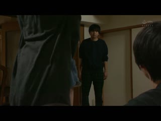 返乡探亲三日间、与成为人妻的同班同学忘我爱合记录。 爱弓凉 JUL-664