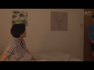 屁孩盯上洩慾人妻 樱田杏奈 HBAD-670
