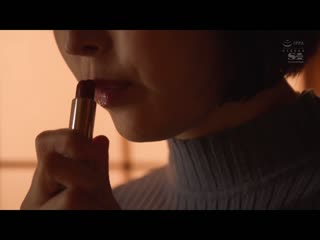 被继父强暴虽然内心讨厌不过接吻后无抵抗到湿濡的嘴唇超敏感的美人妻 葵司 SONE-250