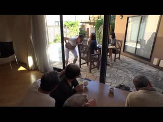 「我已经是个老人了！我因为是个老人而放松了警惕,但我被操了！」恶作剧老头的性慾在邻家太太的体内復活了！ SW-312