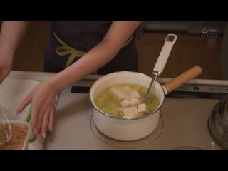 巨乳美麗妻子被叔父下藥中出持續弓背絶頂。 春藥NTR 小花暖 JUR-411