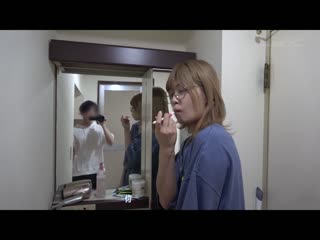 2阶段NTR 1，掌握住弱点的男人献上与女友自拍性爱。 2，这之后、与无法拒绝的她抽插个够。 SDMUA-050