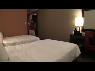 「因為跟你做愛沒辦法爽…」對淡泊的丈夫的SEX感到不滿的美人妻們穿上新買的丁字褲，對著大肉棒泥醉 KBTK-019