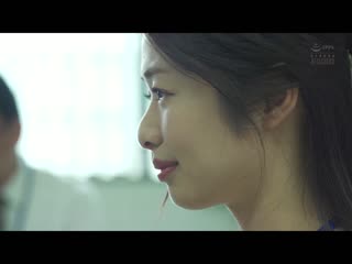 与市公所工作的土味妹子疯狂做爱。 川上奈奈美 ADN-335