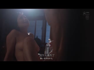 最爱的妈妈与我共度的一夜。在酒精与潮吹中，我变成了大人。 一色桃子 ROE-361
