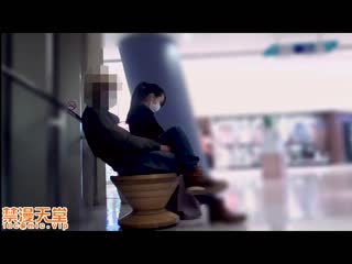 大眾眼前遙控跳蛋玩弄、野外無套抽插、初見面3P亂交高潮的美少女真緒。 FC2-PPV-2662932