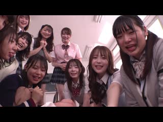 露内裤后宫学园 男人只有我一个！ ？与班上所有女孩进行诱惑走光的中出性爱！ PFES-101