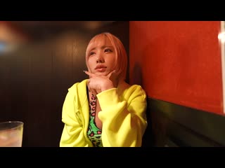 【情色自拍】让辣妹喝酒后，她的性慾完全爆发，于是我们直接拍摄了她的性爱场景！春阳萌花 TIKB-199