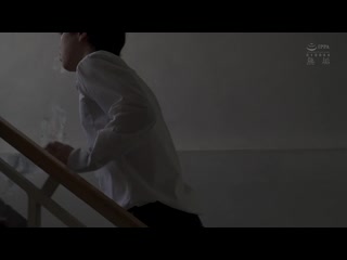 反正都要死了，那就在死之前让我上你一发 虹村由美 MUDR-329