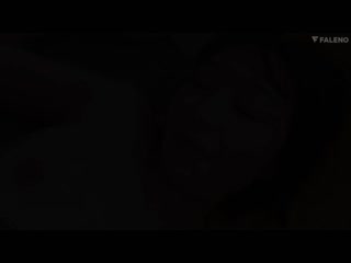 喜欢的妹子在家超越男女友情无防备看见乳头…勃起停部下持续抽插一整晩、起床后再来搞一次。天国露露 FSDSS-381