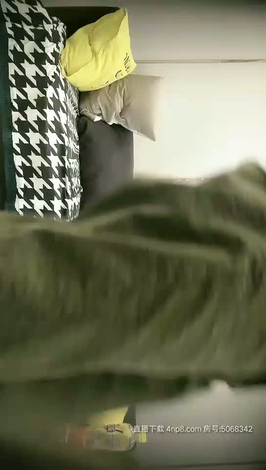 2020.10.10【七天高端外围】极品外围小姐姐，漂亮身材好叫声骚，温婉动人臣服大屌之下，高清源码录制