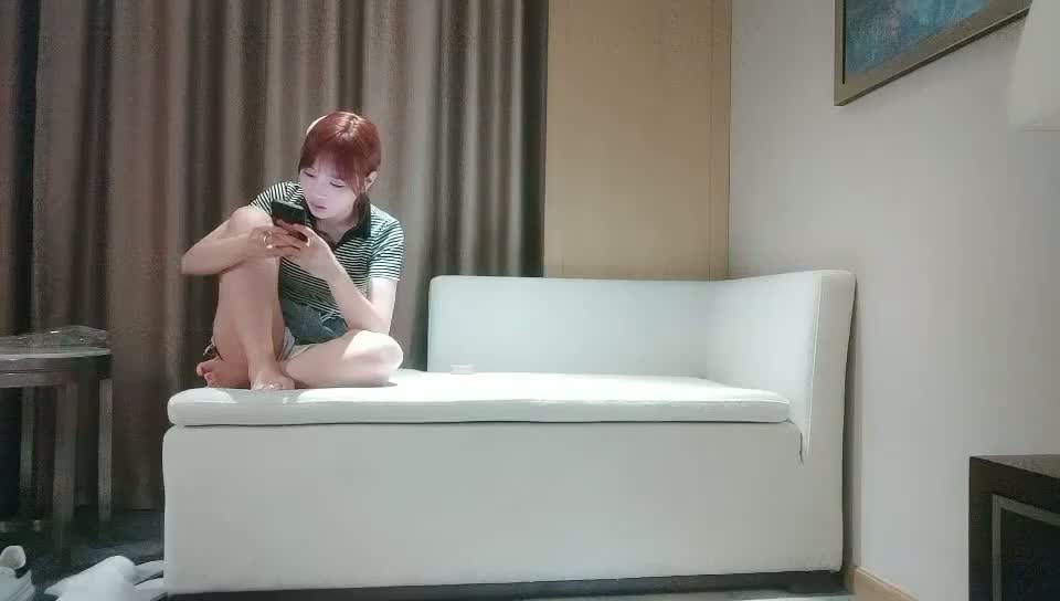 20210624_原版_小宝寻花_小妲己啪啪_红内裤战神约战小萝莉，甜美乖巧，观音坐莲，翘臀抽插