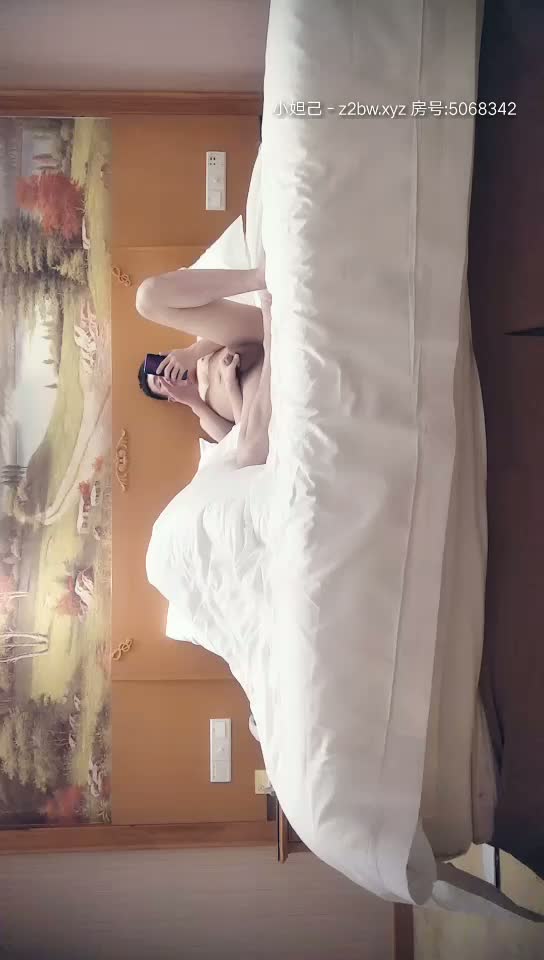 2021.1.24【男魔小天】（第二场）前凸后翘女神，乖巧甜美兼职小白领，猛男花式暴操，完美视角展示性爱全程