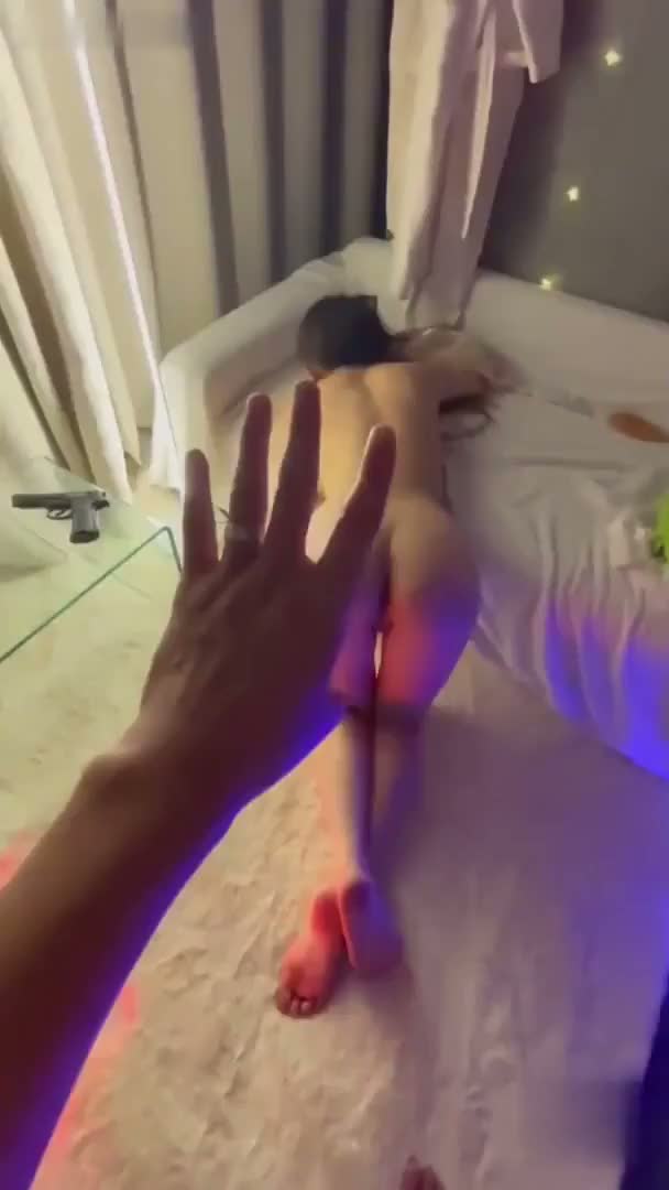 1 (6)